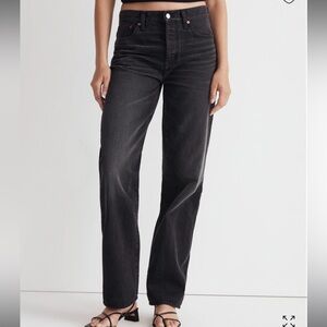 Madewell Low-Slung Straight Jeans in Kent Wash